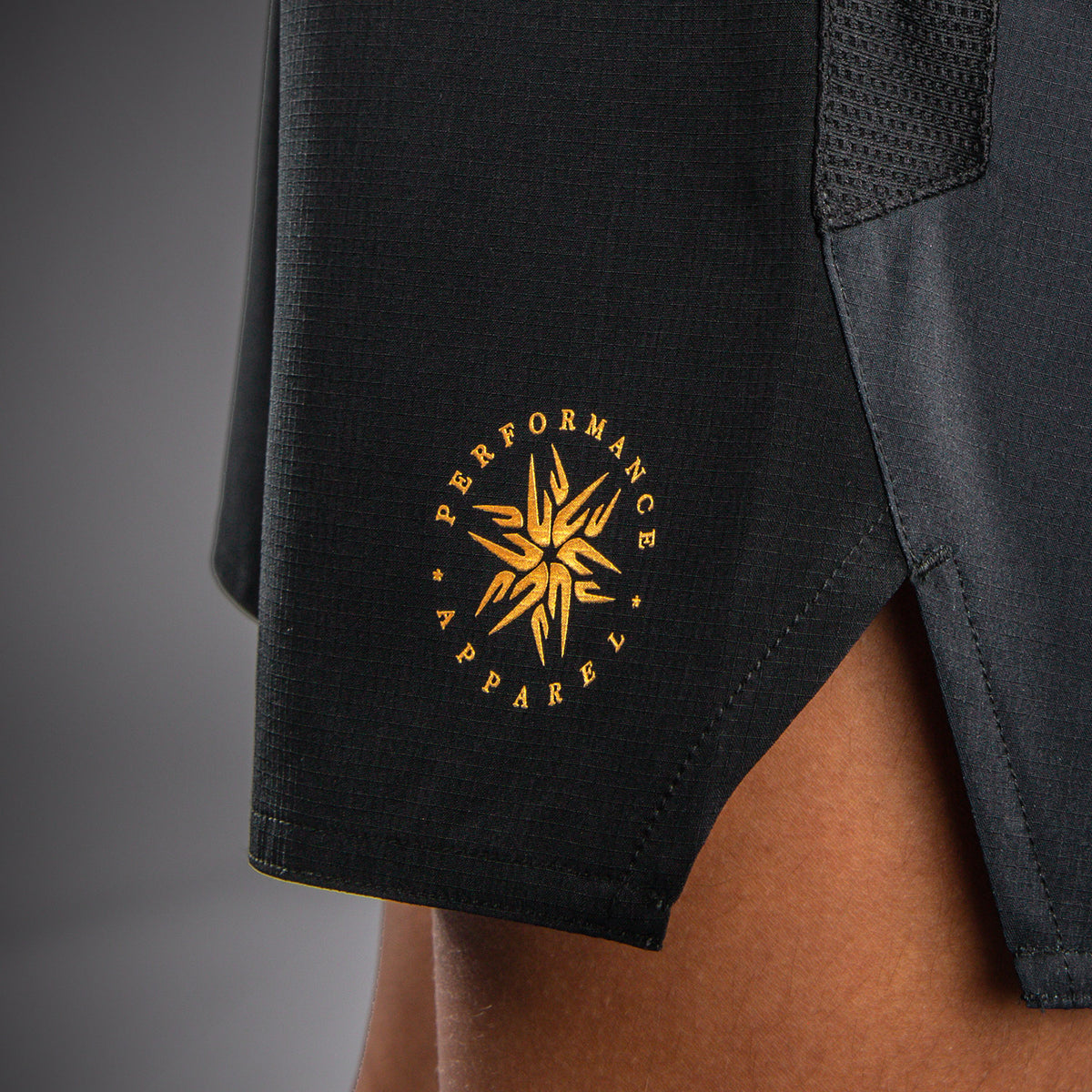 Short de Combat Pour Enfant Venum Attack - Noir/Or - product-type_Shorts de MMA