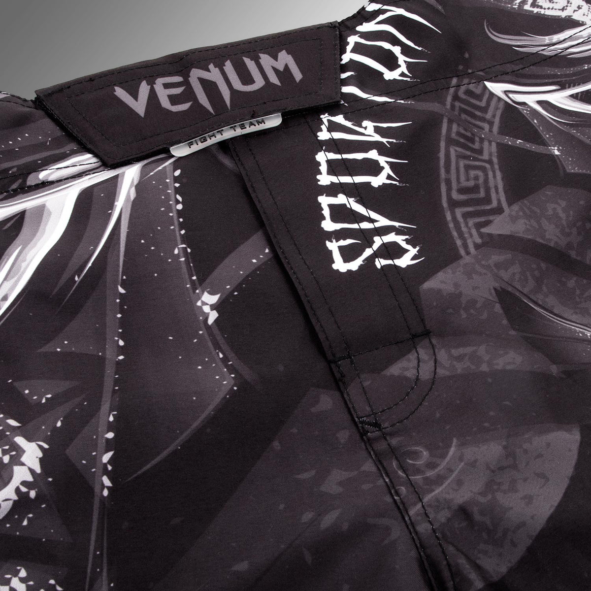 Fightshort Venum Gladiator 3.0 - Noir/Blanc - product-type_Shorts de MMA