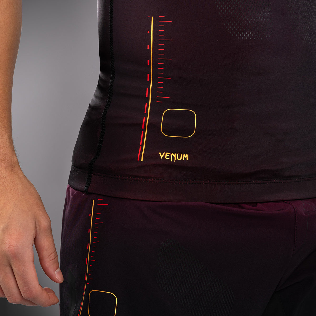 Rashguard Sans Manches Venum Tactical XT- Noir/Bordeaux/Or - product-type_T-Shirts de Compression