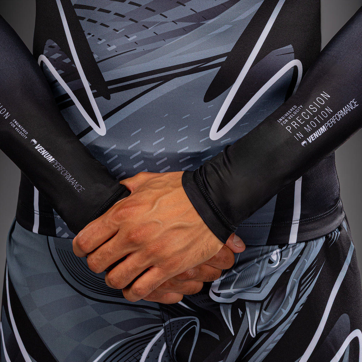 Rashguard manches longues Venum Crimson Viper 2.0 - Noir/Gris - product-type_T-Shirts de Compression