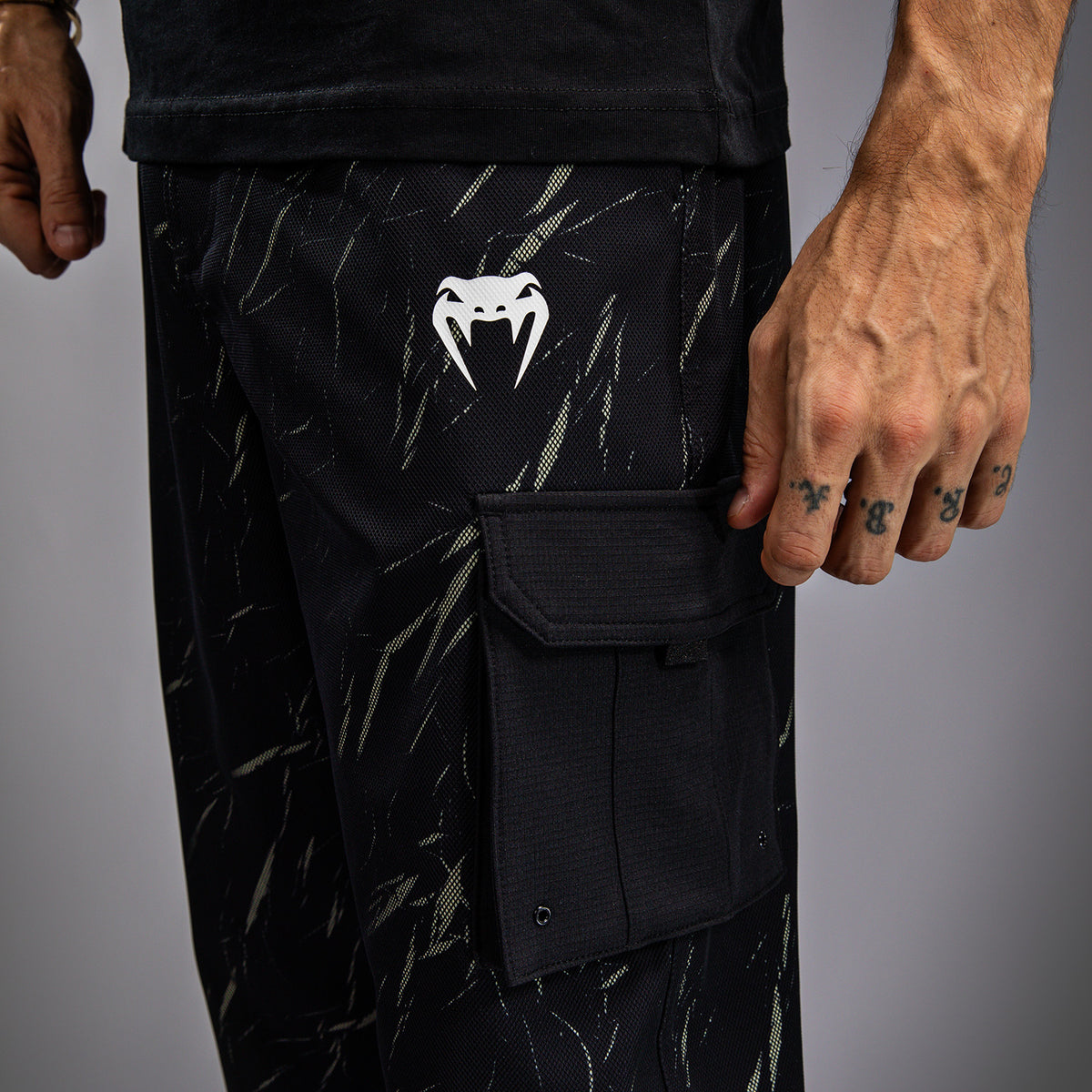Jogging pour Hommes Venum Trooper - Noir/Beige - product-type_Pantalons de jogging