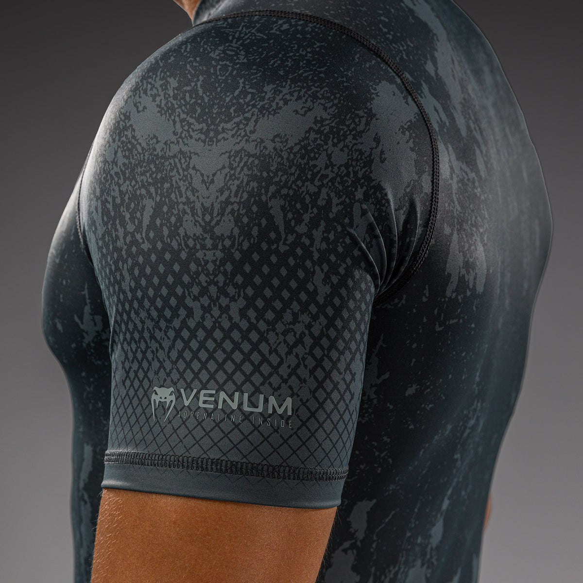 Rashguard à manches courtes Venum x Batman - Gris - product-type_T-Shirts de Compression