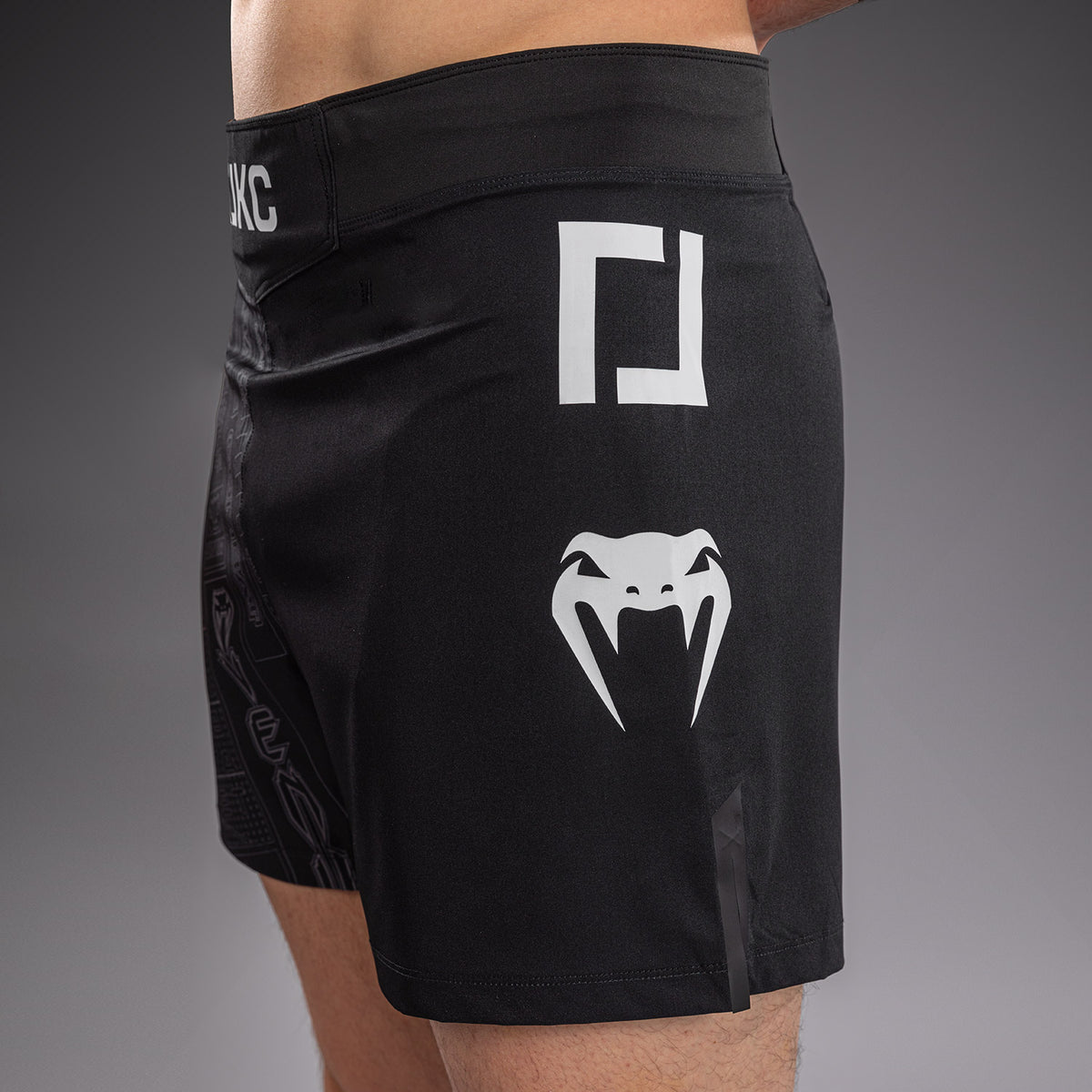 Short de Combat Karate Combat by Venum – Noir/Gris - product-type_Shorts de MMA