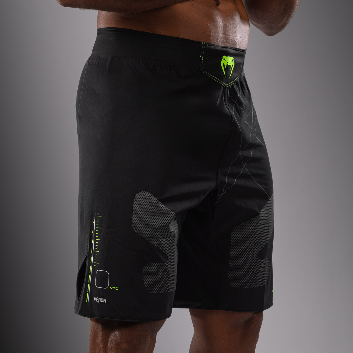 Short de combat Venum Training Camp 4.0 - Noir/Vert Fluo - product-type_Shorts de MMA