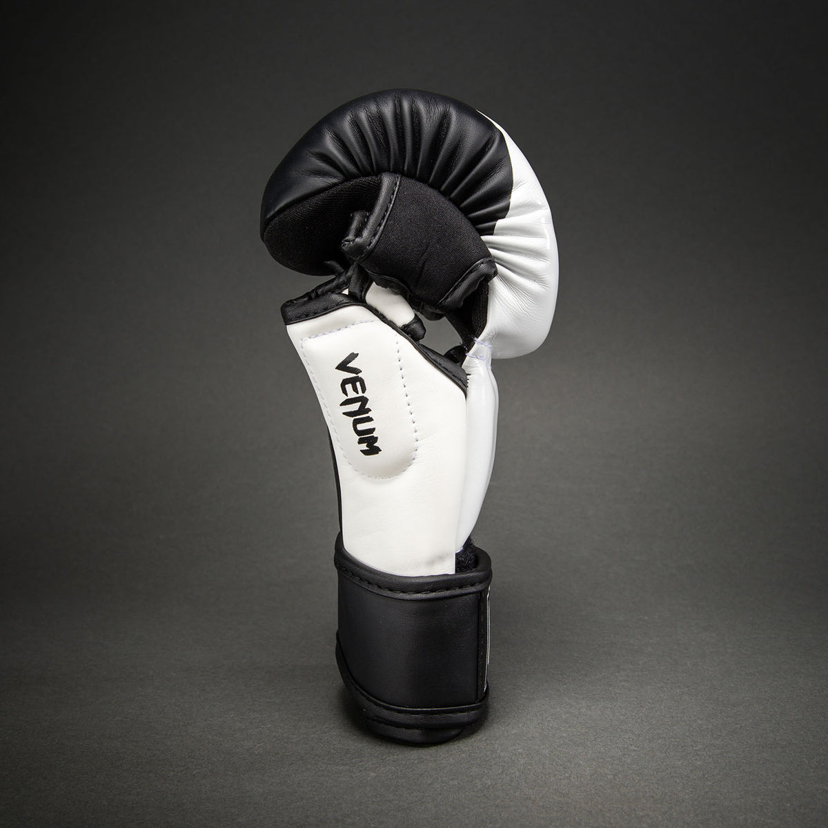 Gants de Sparring Venum Attack 2.0 – Noir/Blanc - product-type_Gants de Sparring