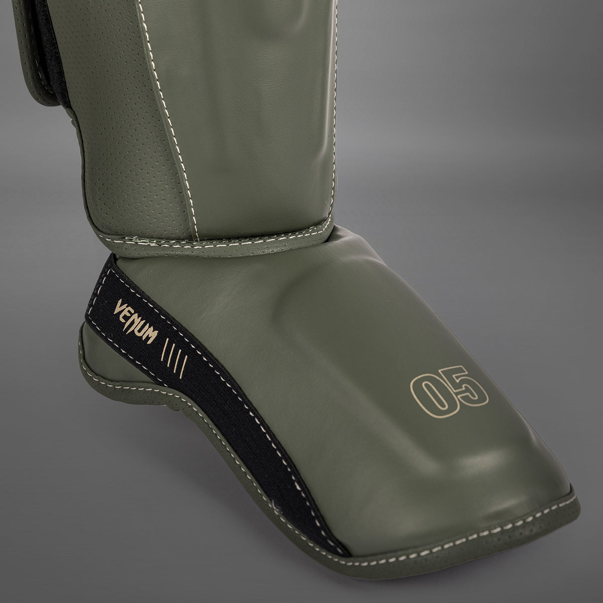 Protège-tibias Venum Impact Evo - Vert Militaire - product-type_Protège-tibias