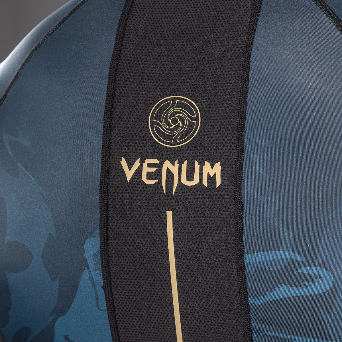 Rashguard à Manches Courtes Fushiguro Jujutsu Kaisen x Venum – Vert Océan
