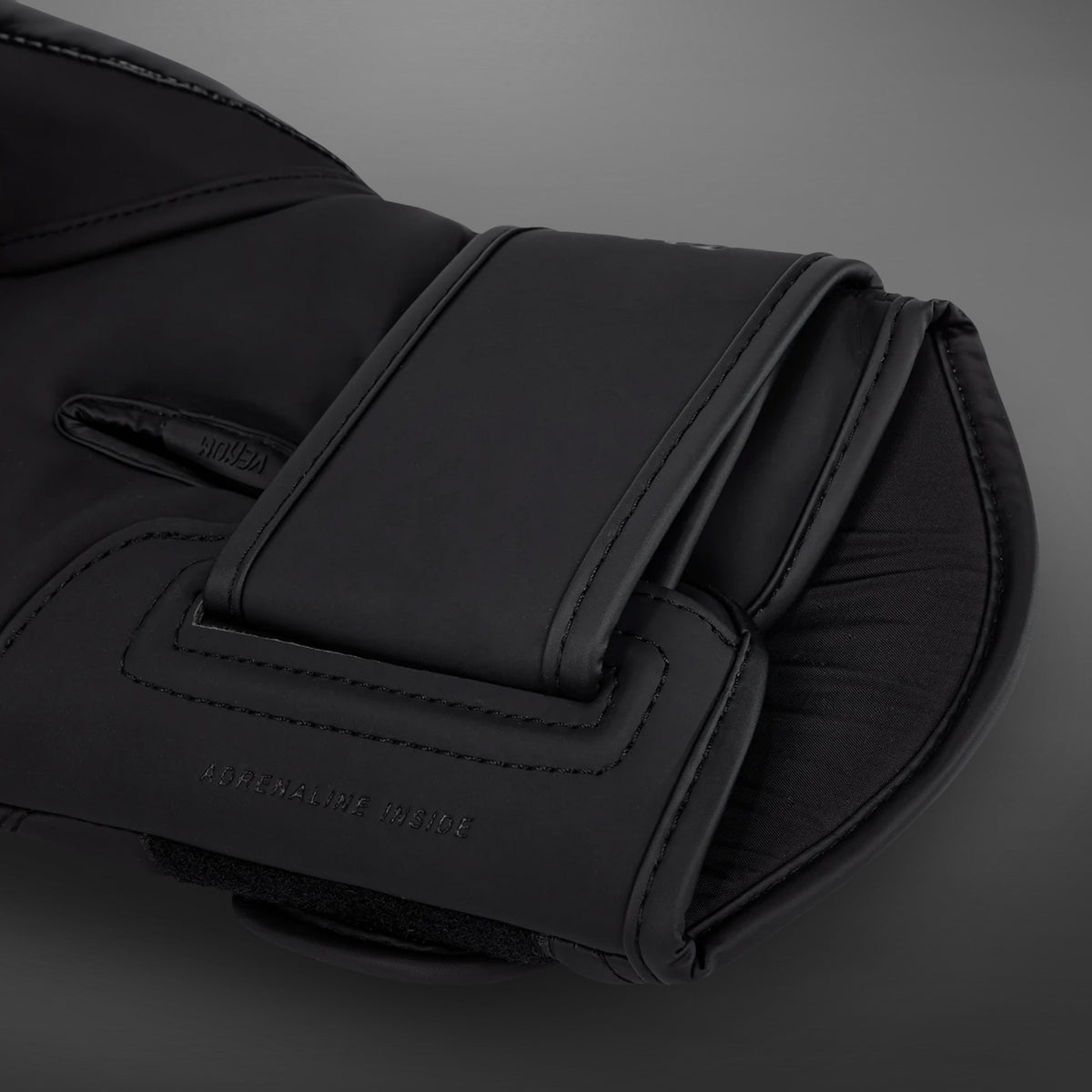 Gants de boxe Venum Challenger 4.0 - Noir/Noir - product-type_Gants de boxe