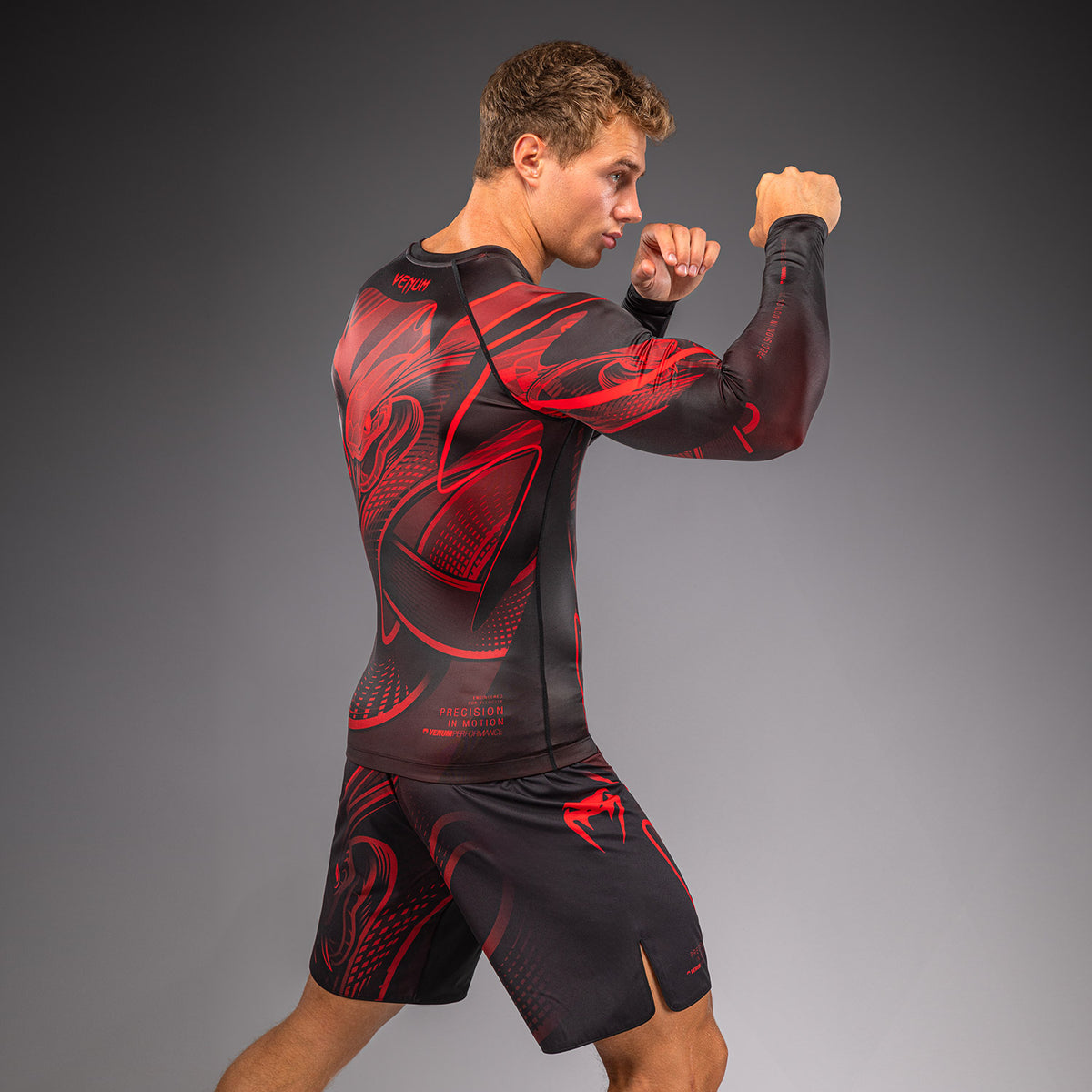 Rashguard manches longues Venum Crimson Viper 2.0 - Noir/Rouge - product-type_T-Shirts de Compression