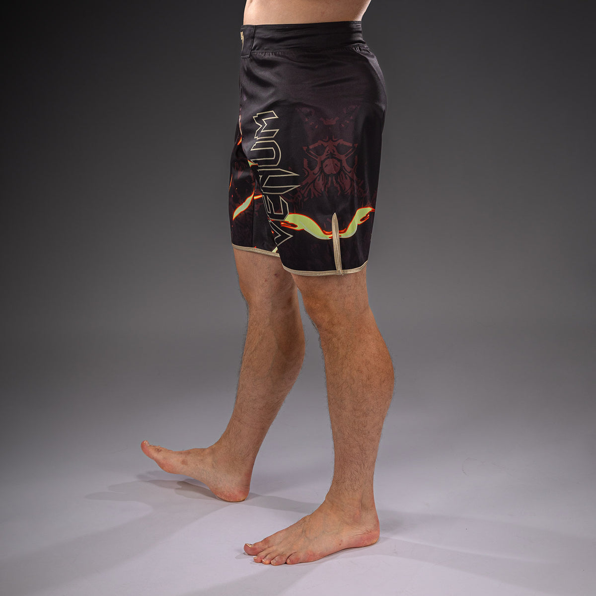 Short de Combat Sukuna Jujutsu Kaisen x Venum – Noir/Beige