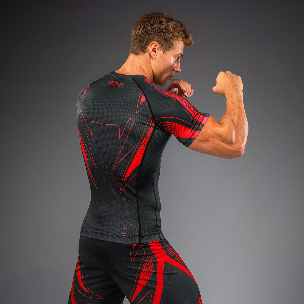 Rashguard à manches courtes Venum Amazonia Reborn - Noir/Rouge - product-type_T-Shirts de Compression