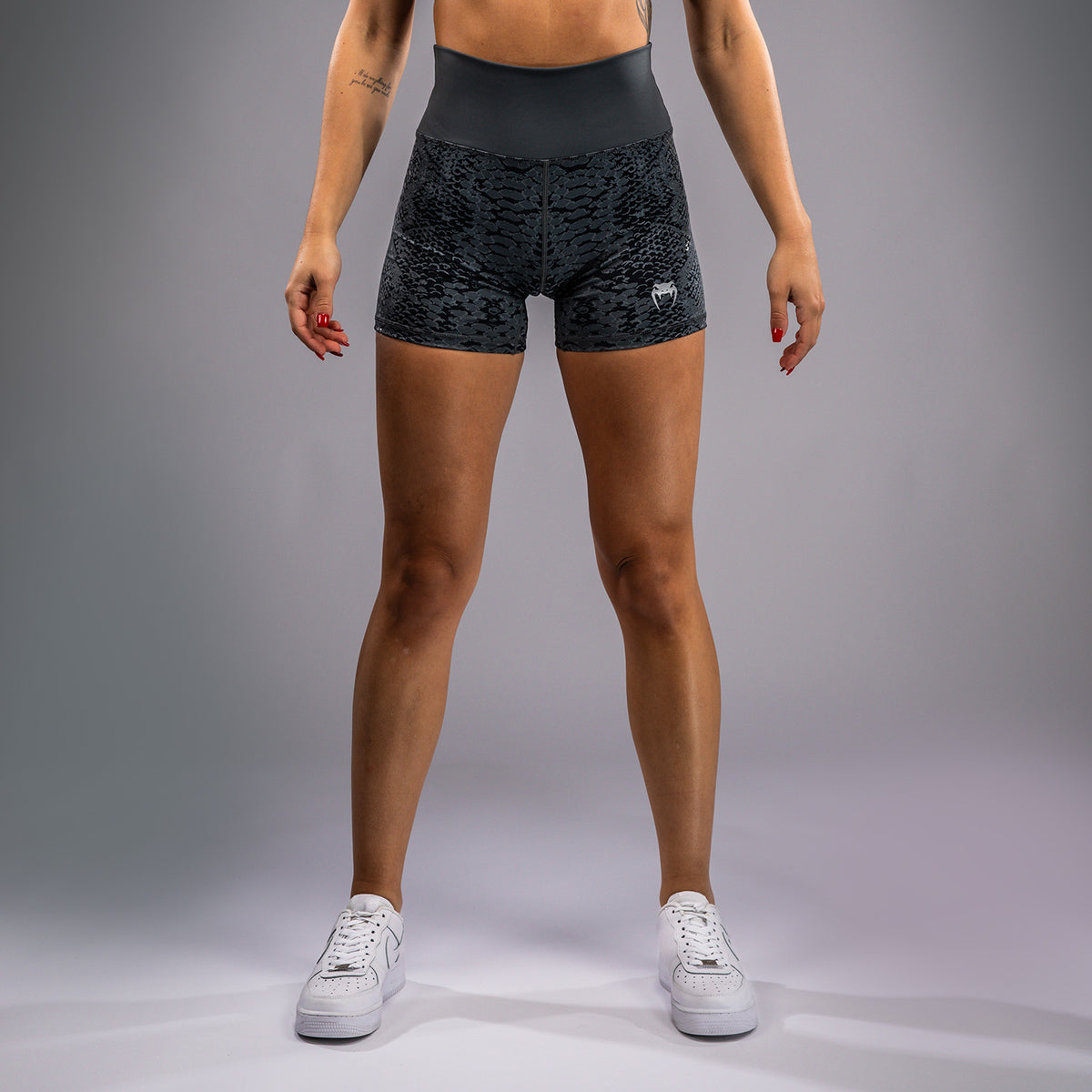 Shorts de compression pour Femmes Venum Amazonia - Gris foncé - product-type_Shorts de compression