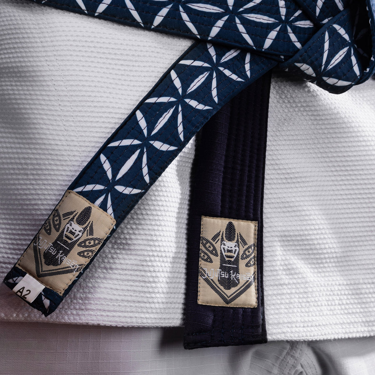 Kimono de JJB Sukuna Jujutsu Kaisen x Venum – Blanc/Bleu