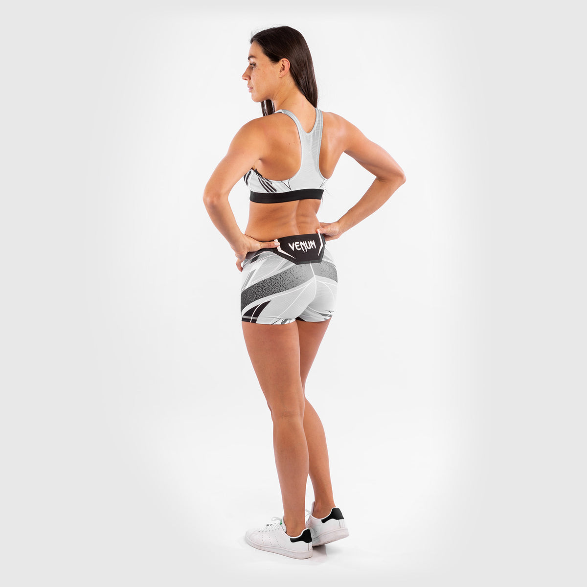 Short de compression pour Femmes UFC Venum Authentic Fight Night - Coupe Courte - Blanc - product-type_Shorts de compression
