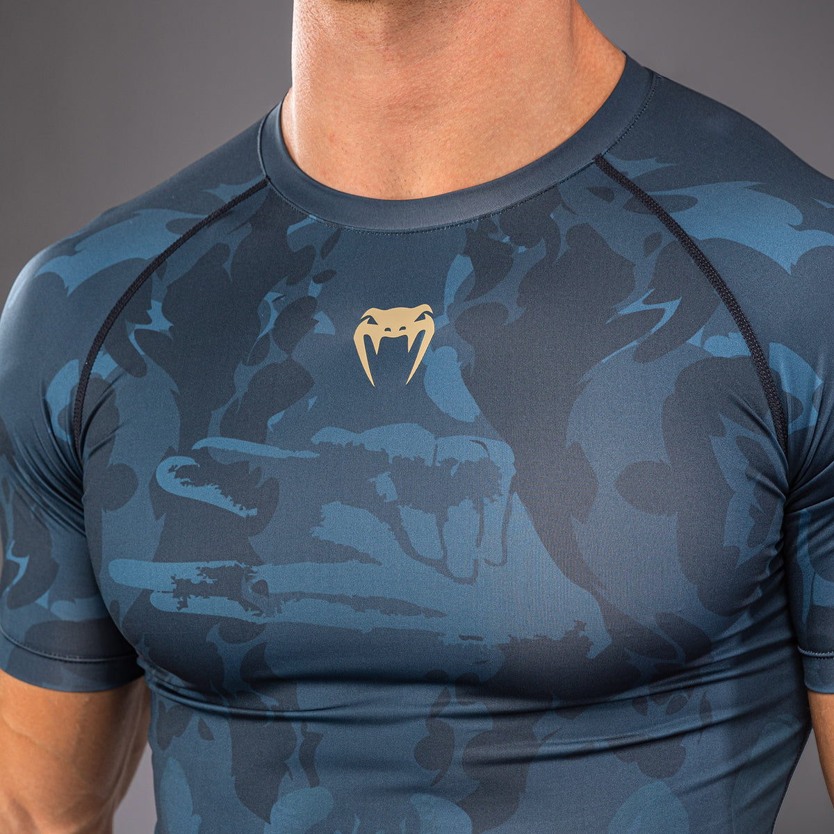 Rashguard à Manches Courtes Fushiguro Jujutsu Kaisen x Venum – Vert Océan