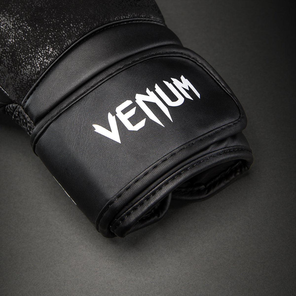 Gants de Boxe Venum Stone 2.0 – Noir - product-type_Gants de boxe