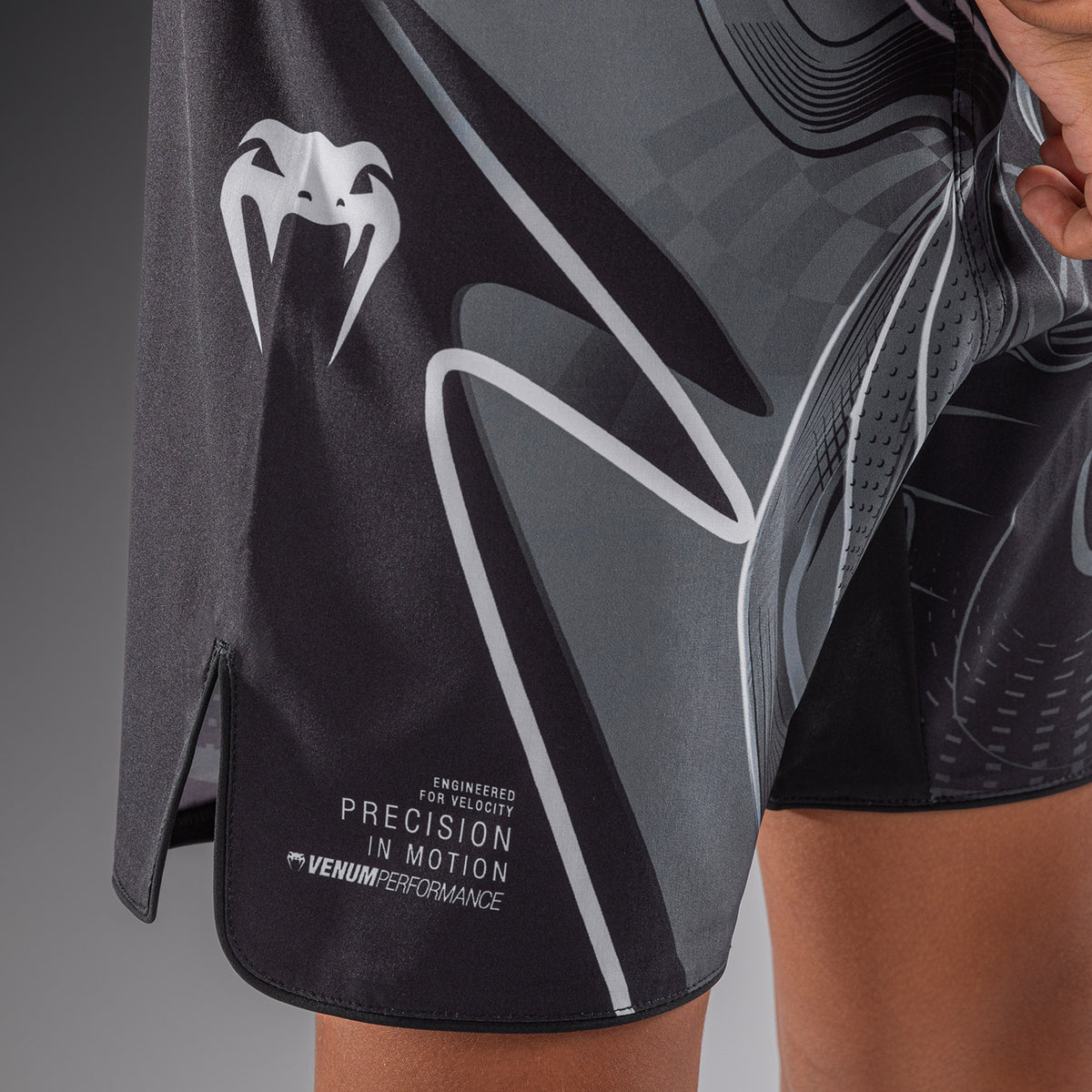 Short de Combat Pour Enfant Venum Crimson Viper 2.0 - Noir/Gris - product-type_Shorts de MMA