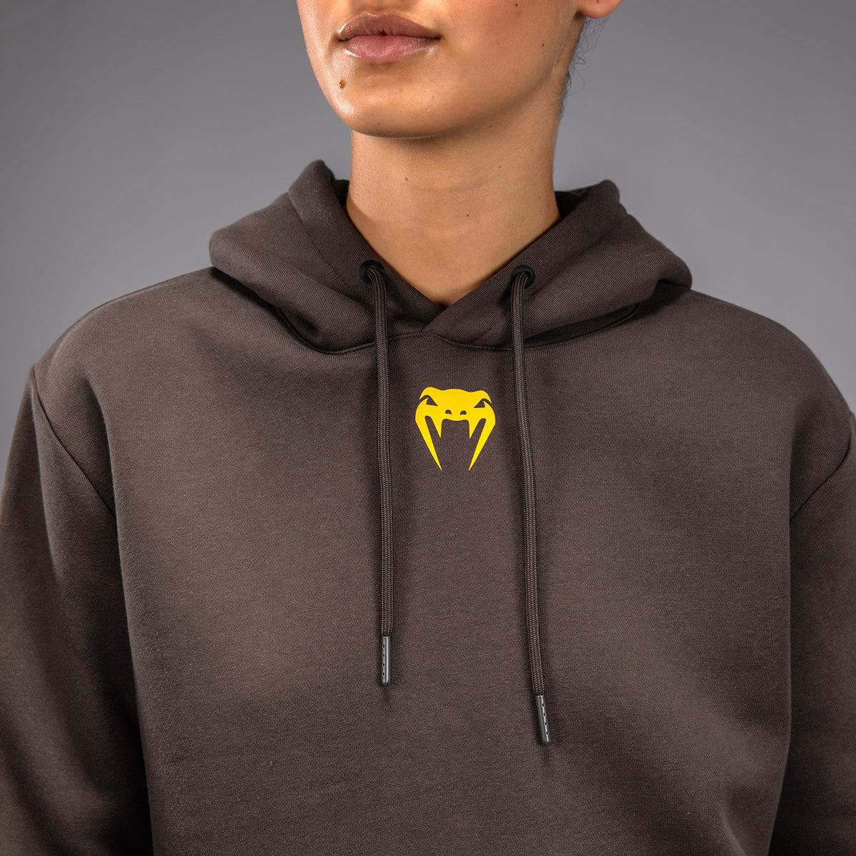 Sweatshirt à Capuche pour Femmes UFC Fusion by Venum Fight Week - Marron Terrestre - product-type_Sweatshirts