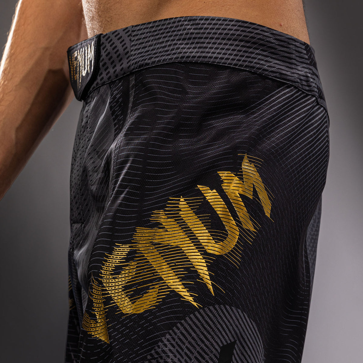 Short de Combat Venum Galactic 3.0 - Noir/Or - product-type_Shorts de MMA