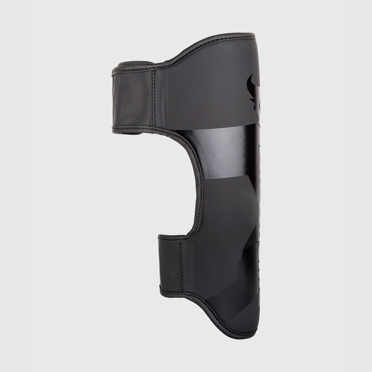 Protège-tibias Ringhorns Charger by Venum - Noir/Noir - product-type_Protège-tibias
