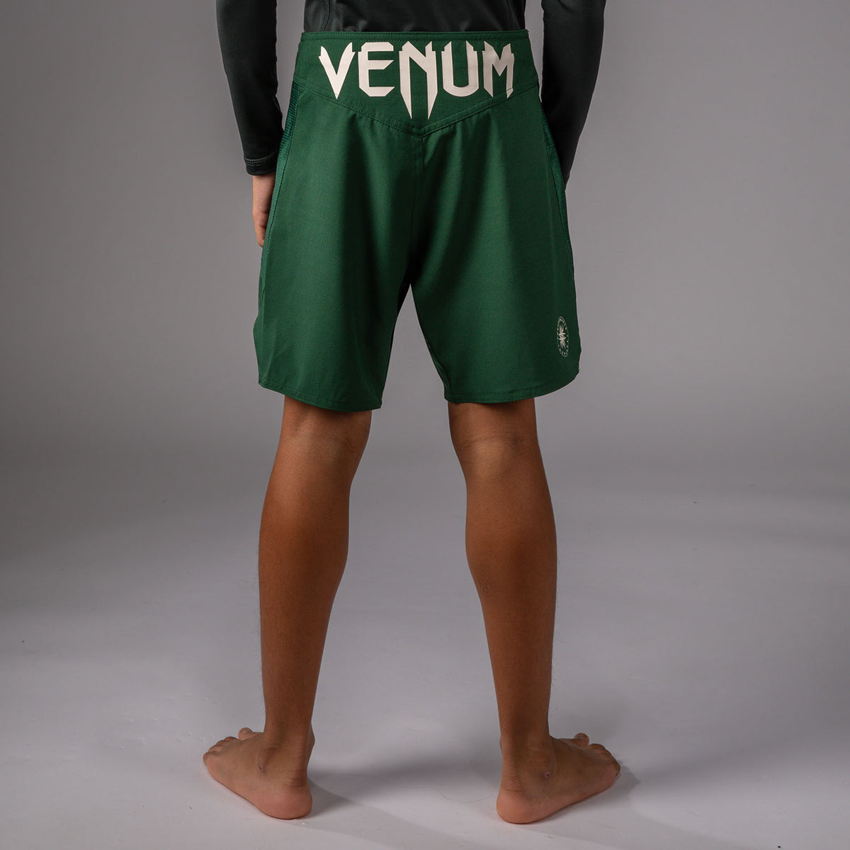 Short de Combat Enfant Venum Attack - Vert Forêt/ Blanc Cassé - product-type_Shorts de MMA
