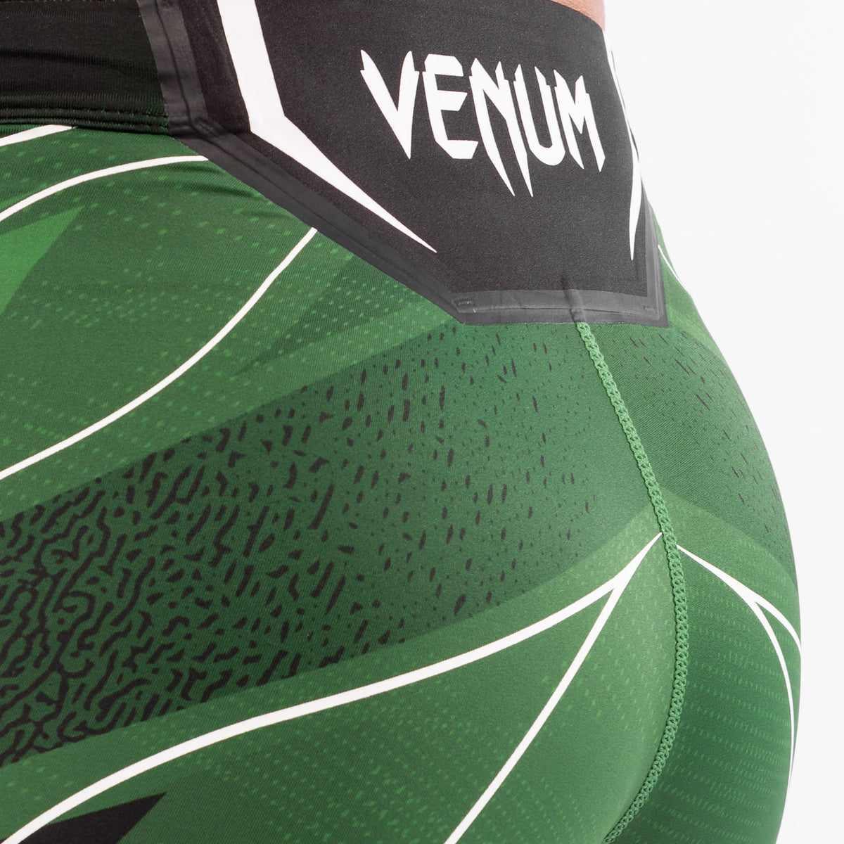 Short de compression pour Femmes UFC Venum Authentic Fight Night - Coupe Courte - Vert - product-type_Shorts de compression