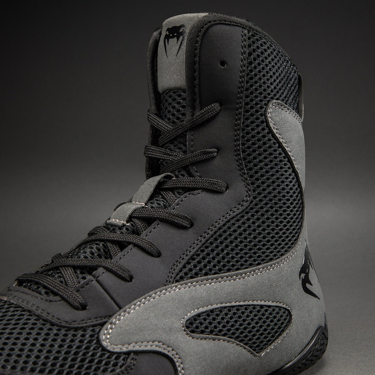 Chaussures de boxe Venum Contender - Noir/Gris - product-type_Chaussures de boxe
