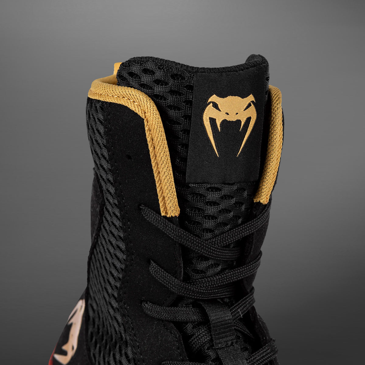 Chaussures de boxe Venum Contender - Noir/Or/Rouge - product-type_Chaussures de boxe