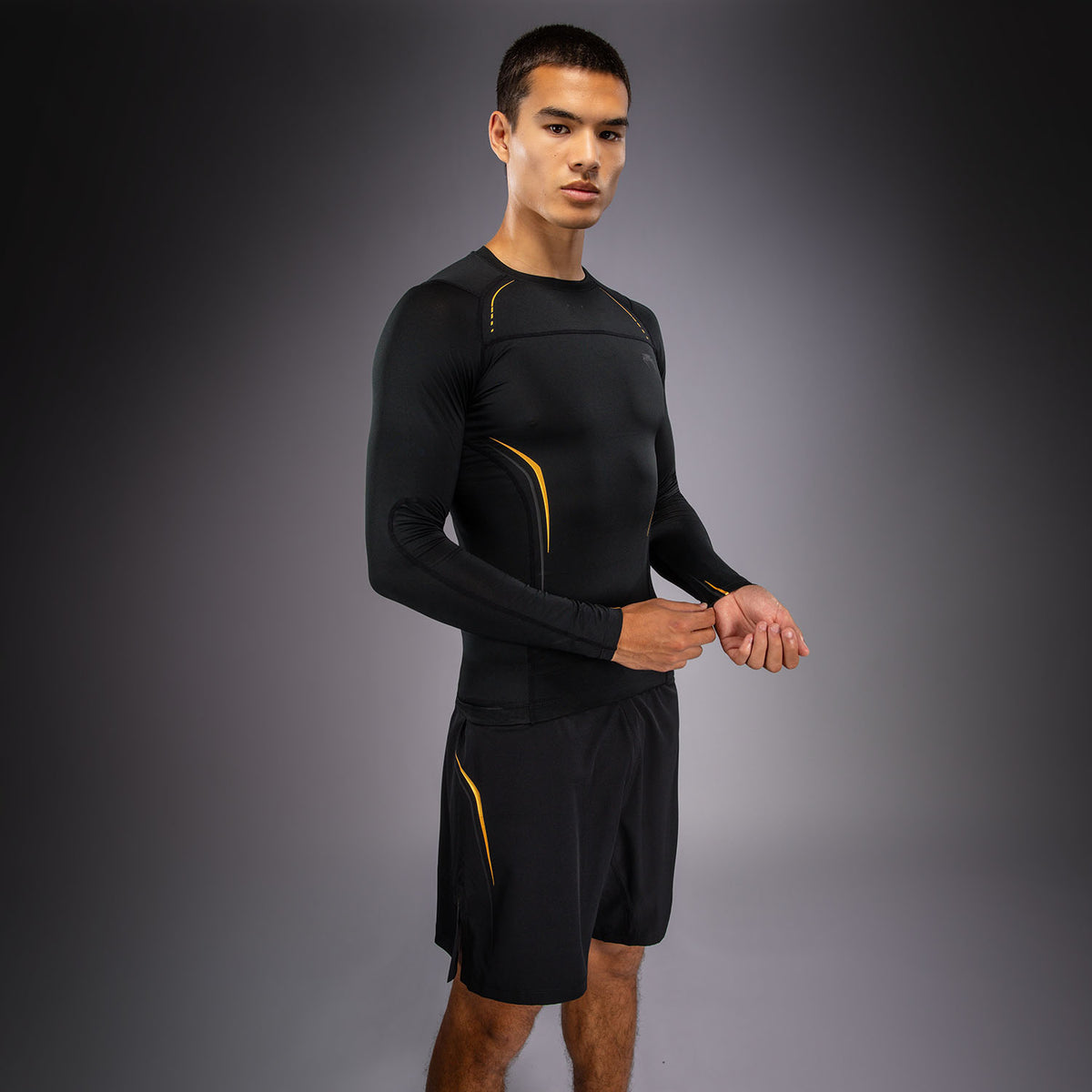 Rashguard à Manches Longues Venum G-Core - Noir/Or - product-type_T-Shirts de Compression