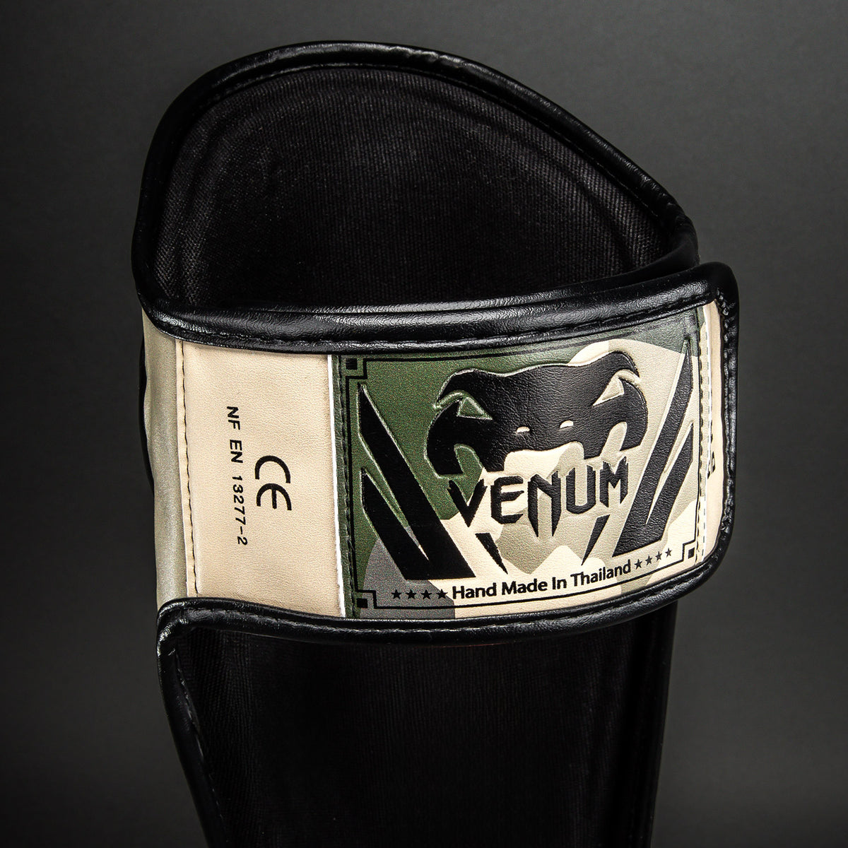 Protège-tibias Venum Elite Camo - Kaki/Blanc Cassé