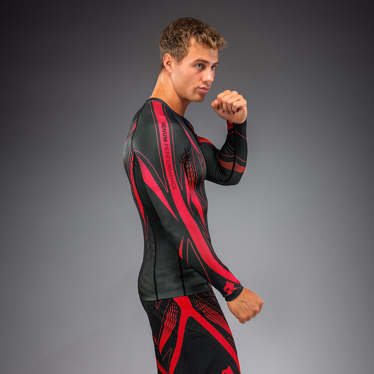 Rashguard à manches longues Venum Amazonia Reborn - Noir/Rouge - product-type_T-Shirts de Compression