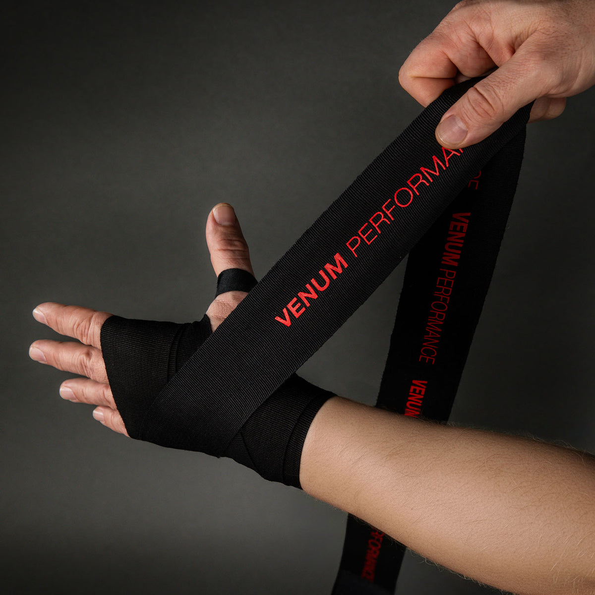 Bandes de boxe Venum Kontact Evo Amazonia Reborn - Noir/Rouge - product-type_Bandages de boxe
