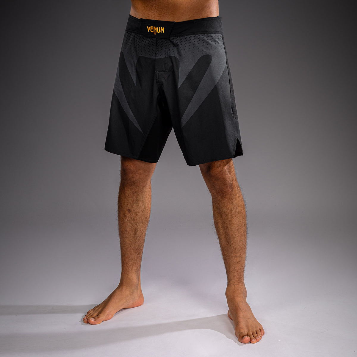 Short de Combat Venum Attack - Noir/Or - product-type_Shorts de MMA
