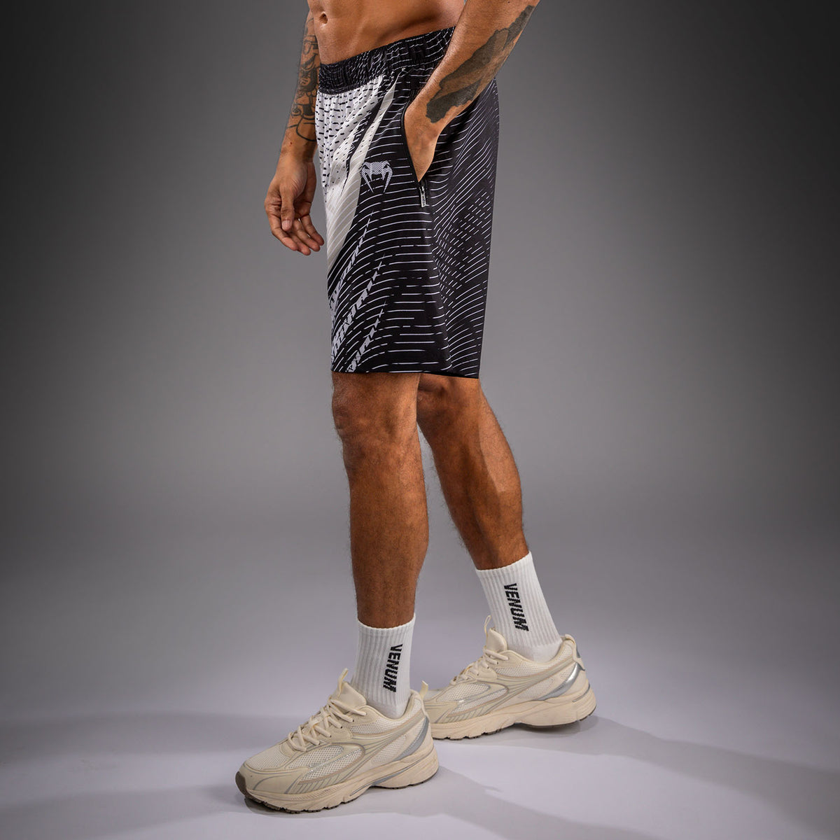 Short d’Entraînement Venum Galactic 3.0 - Blanc Cassé/Noir - product-type_Shorts de training
