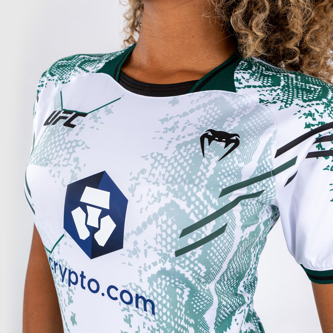 T-shirt Technique Personnalisé pour Femme UFC Adrenaline by Venum Authentic Fight Night - Emerald Edition - Vert/Blanc - product-type_T-Shirts Dry Tech