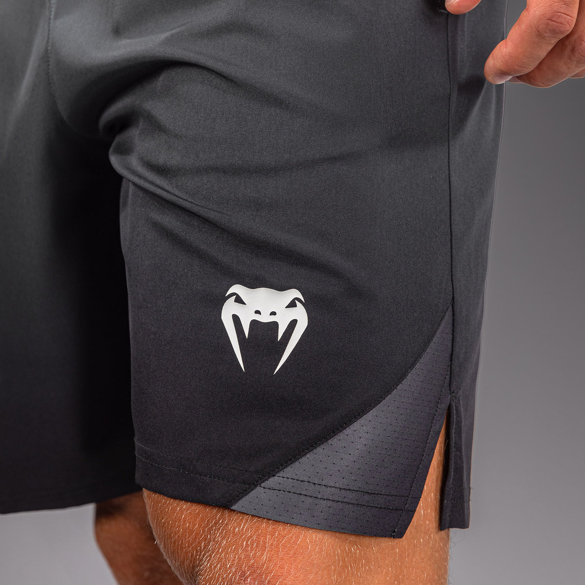 Short d’entraînement Venum Giant Shift - Noir/Gris - product-type_Shorts de training