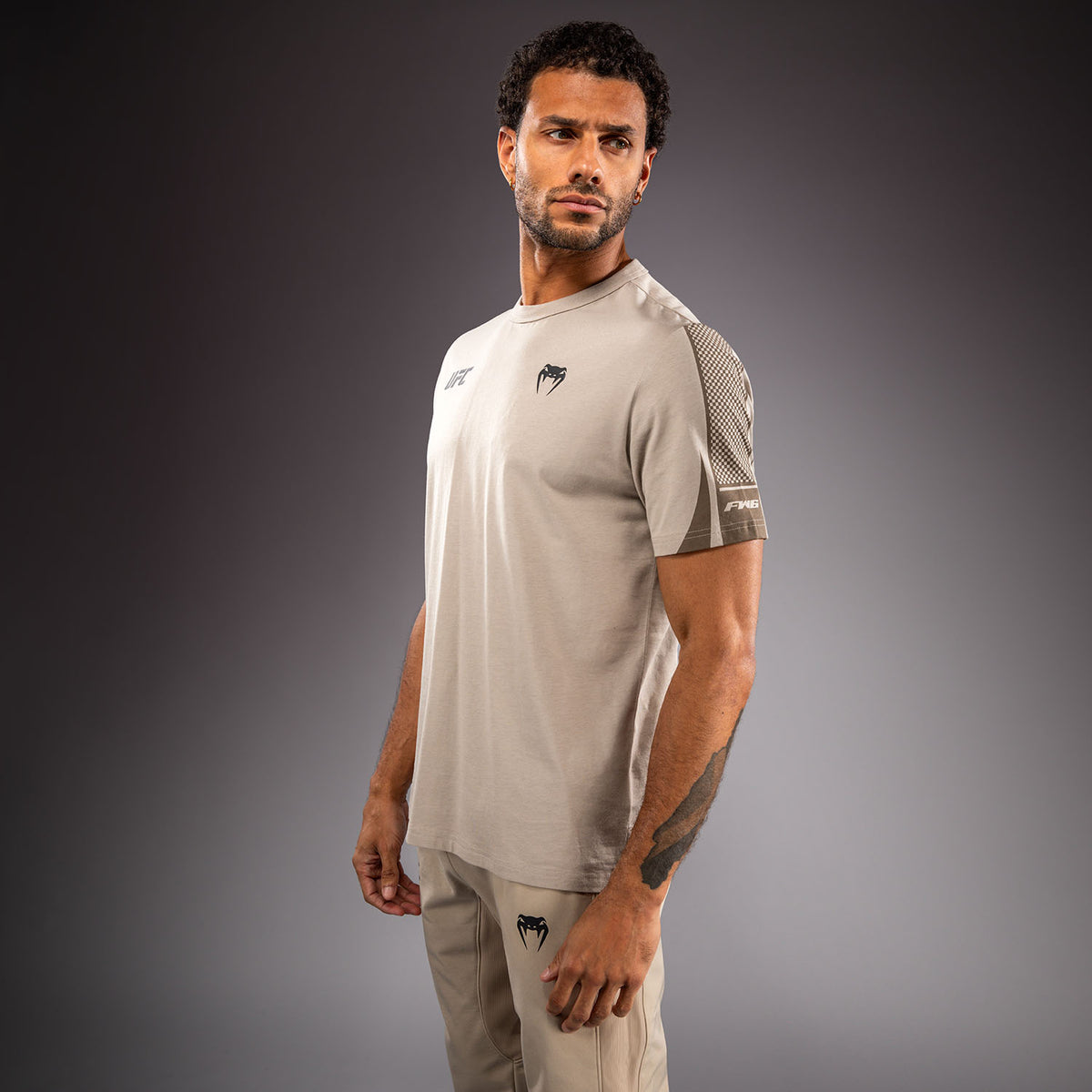 T-shirt à Manches Courtes pour Homme Venum UFC Unity by Venum Authentic Fight Week - Sable - product-type_T-Shirts