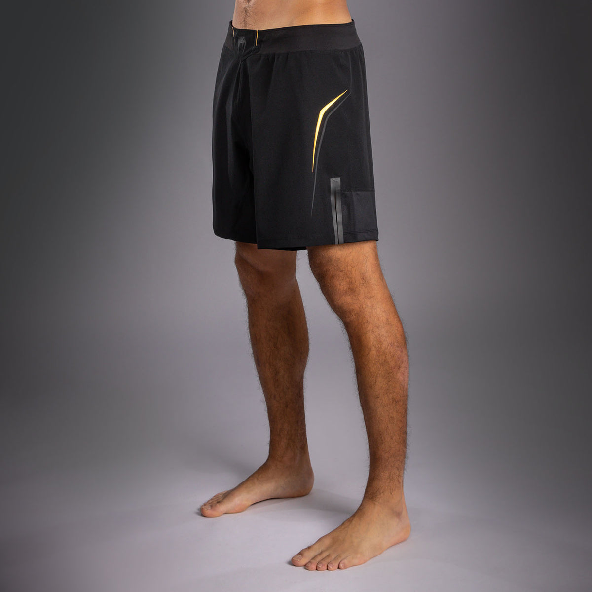 Short de Combat Venum G-Core - Noir/Or - product-type_Shorts de MMA