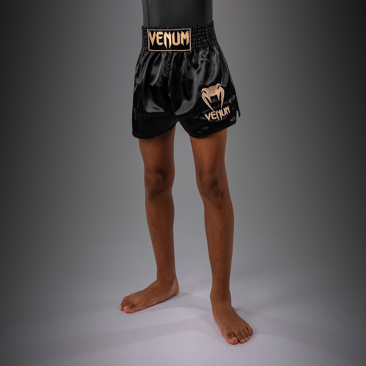 Short de Muay Thaï Venum Classic pour Enfant – Noir/Or - product-type_Shorts de Muay Thai