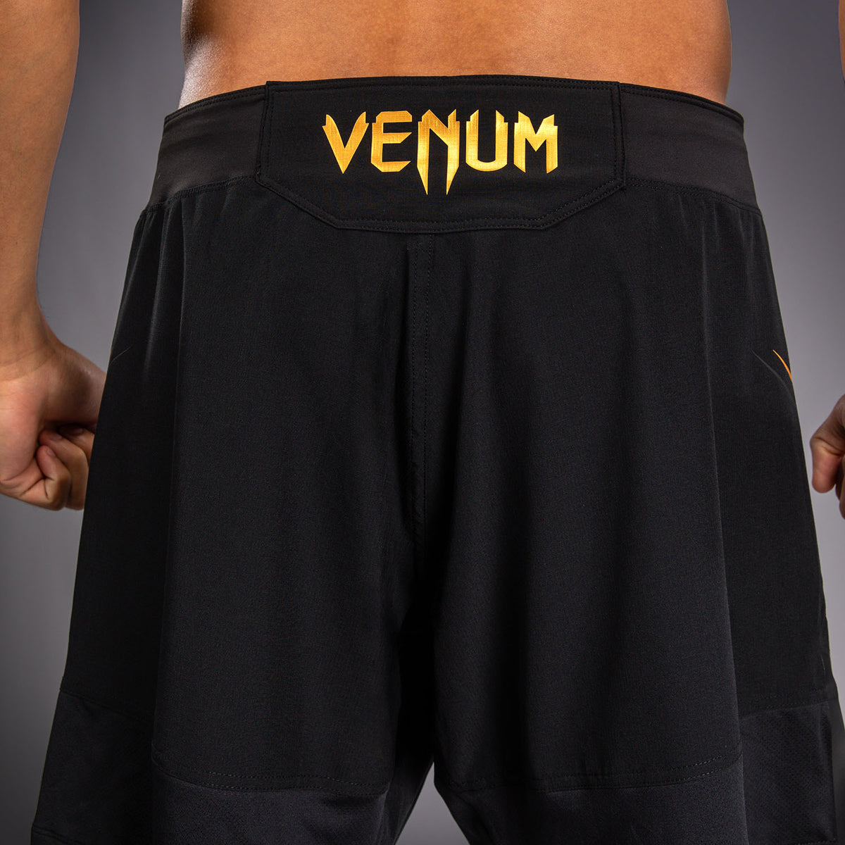 Short de Combat Venum G-Core - Noir/Or - product-type_Shorts de MMA