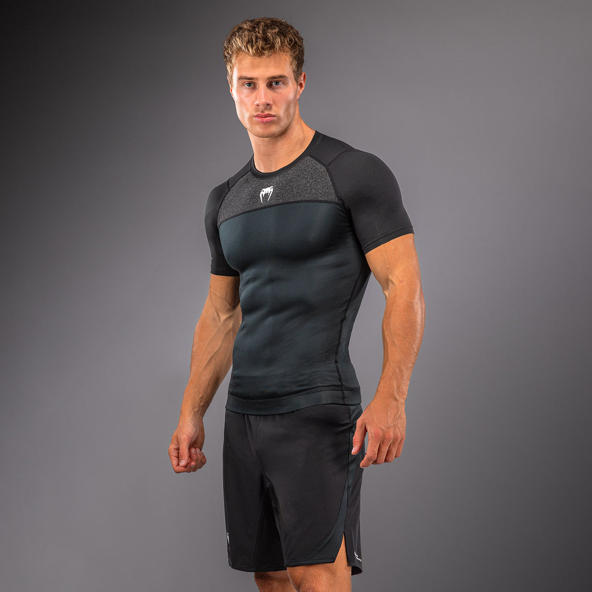 Rashguard manches courtes Venum G-Fit Scale - Noir - product-type_T-Shirts de Compression
