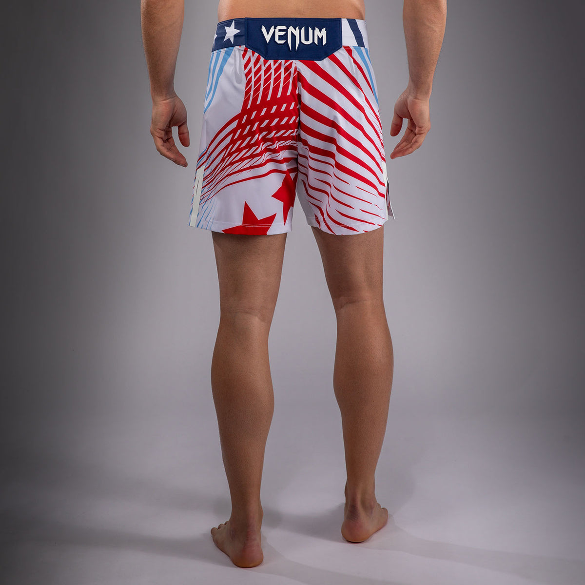 Official UFC Freedom 250 by Venum Authentic Fight Night Short de combat coupe courte pour homme - Blanc - product-type_Shorts de MMA