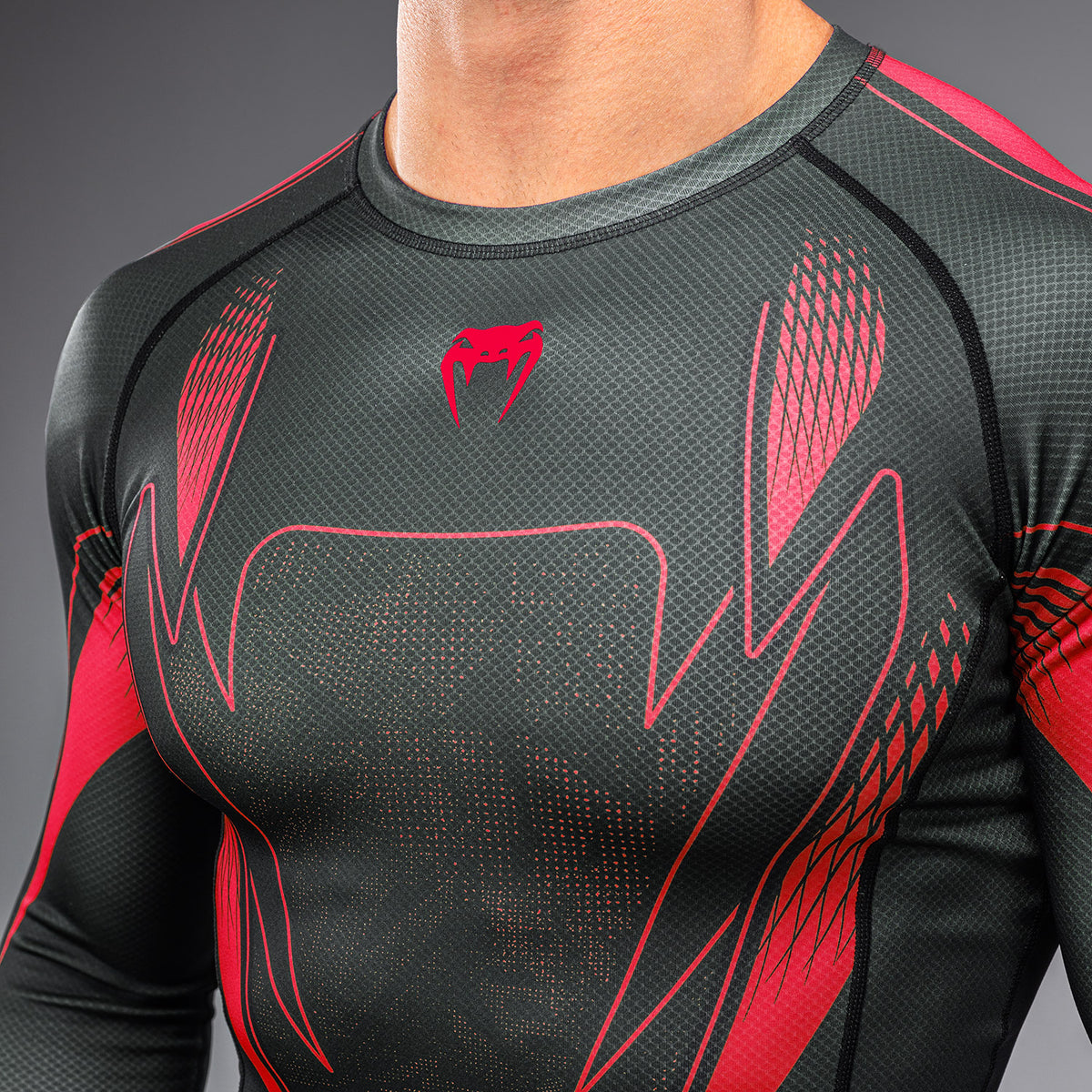 Rashguard à manches longues Venum Amazonia Reborn - Noir/Rouge - product-type_T-Shirts de Compression