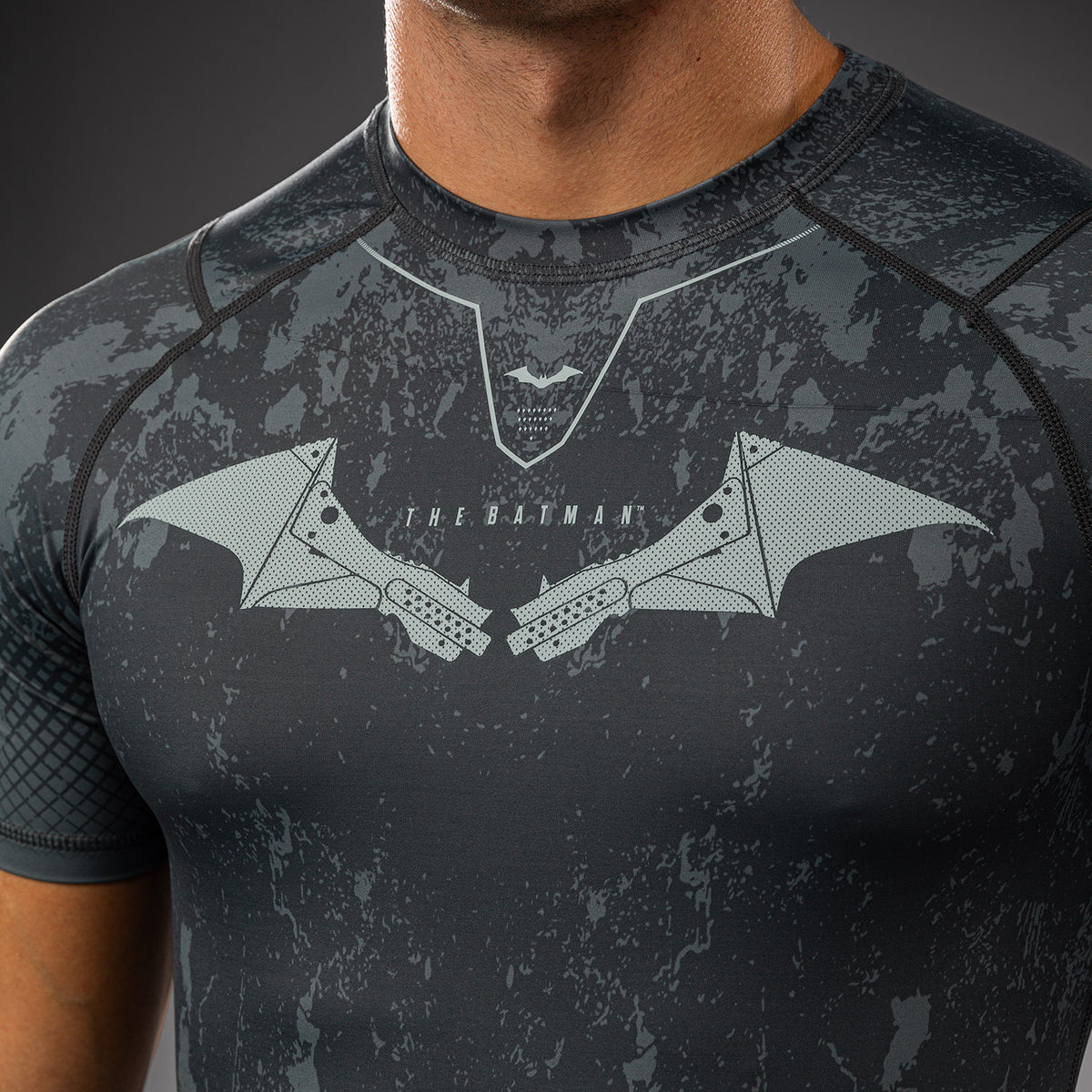 Rashguard à manches courtes Venum x Batman - Gris - product-type_T-Shirts de Compression