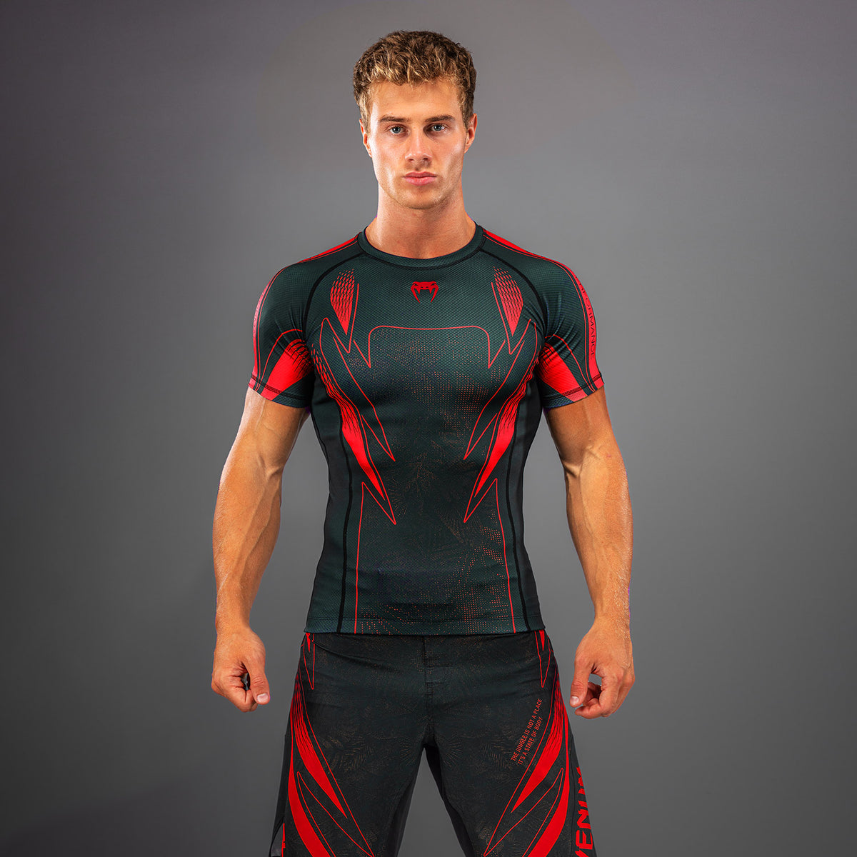 Rashguard à manches courtes Venum Amazonia Reborn - Noir/Rouge - product-type_T-Shirts de Compression