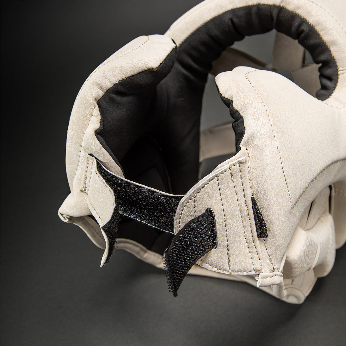 Casque de protection Venum Stone 2.0 – Sable - product-type_Casques de boxe
