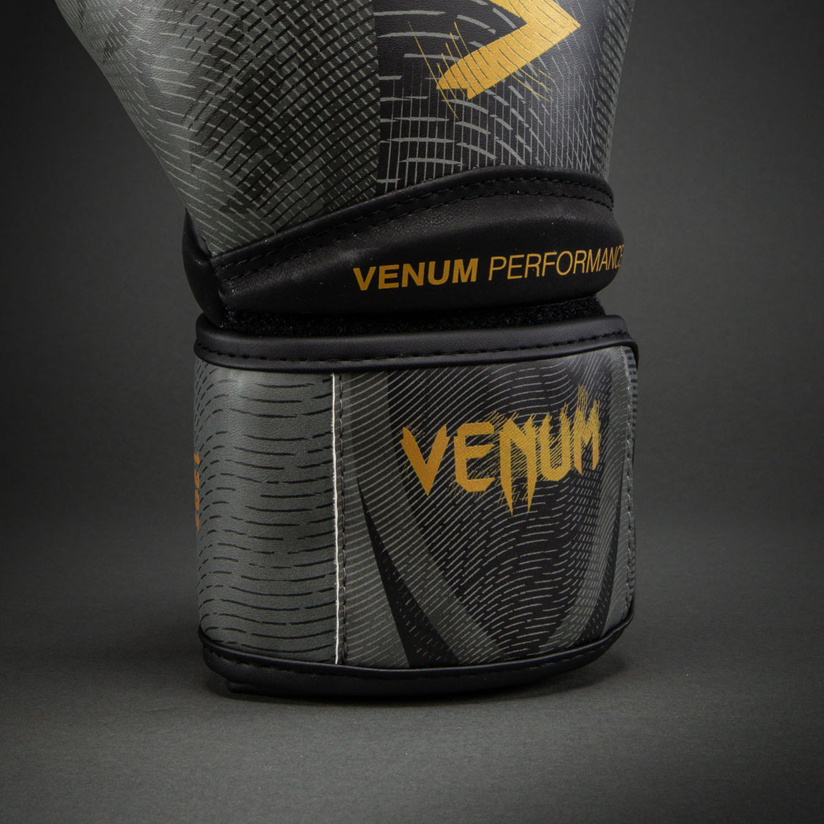 Gants de Boxe Venum Impact Galactic 3.0 - Noir/Or - product-type_Gants de boxe