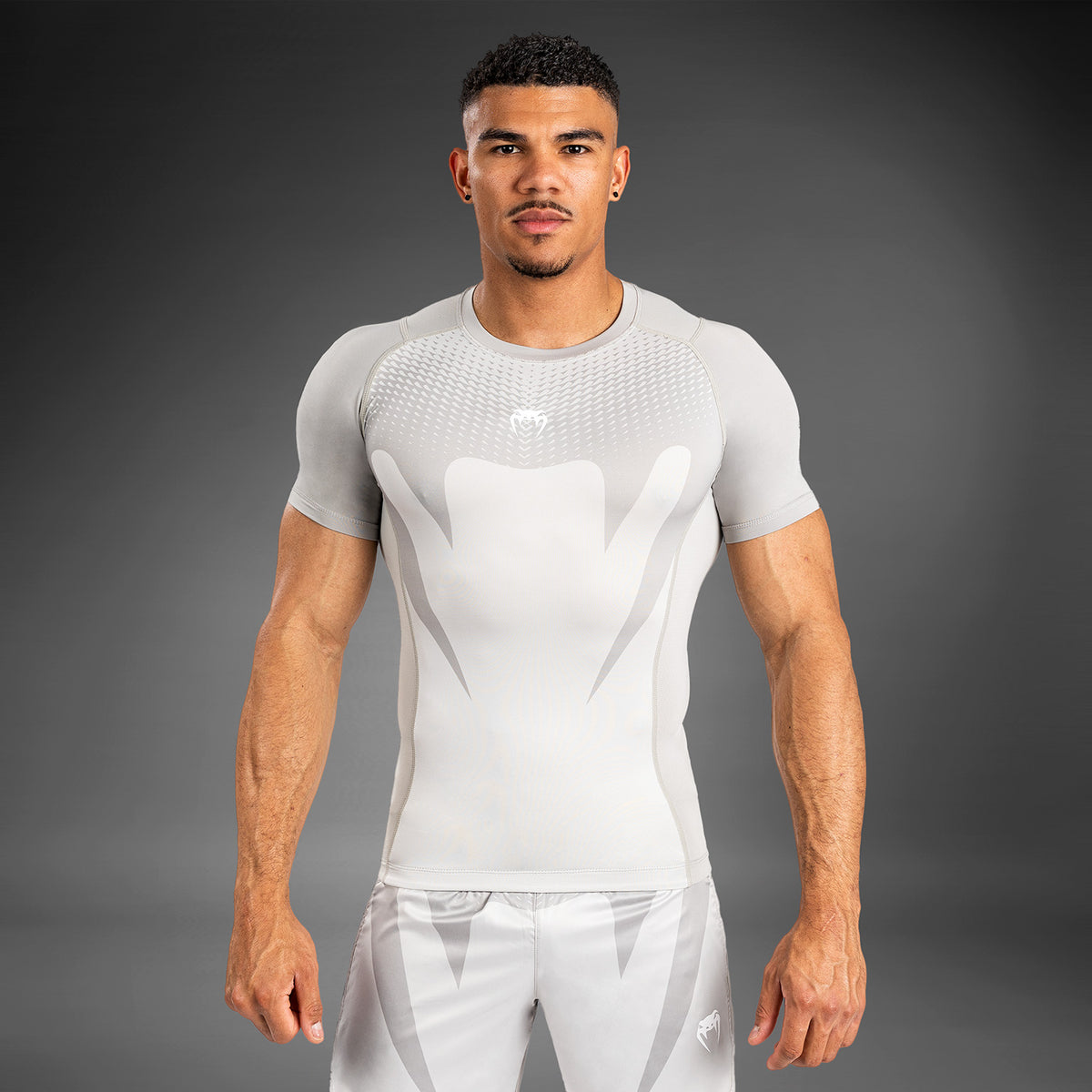 Rashguard à Manches courtes pour Hommes Venum Attack - Sable - product-type_T-Shirts de Compression