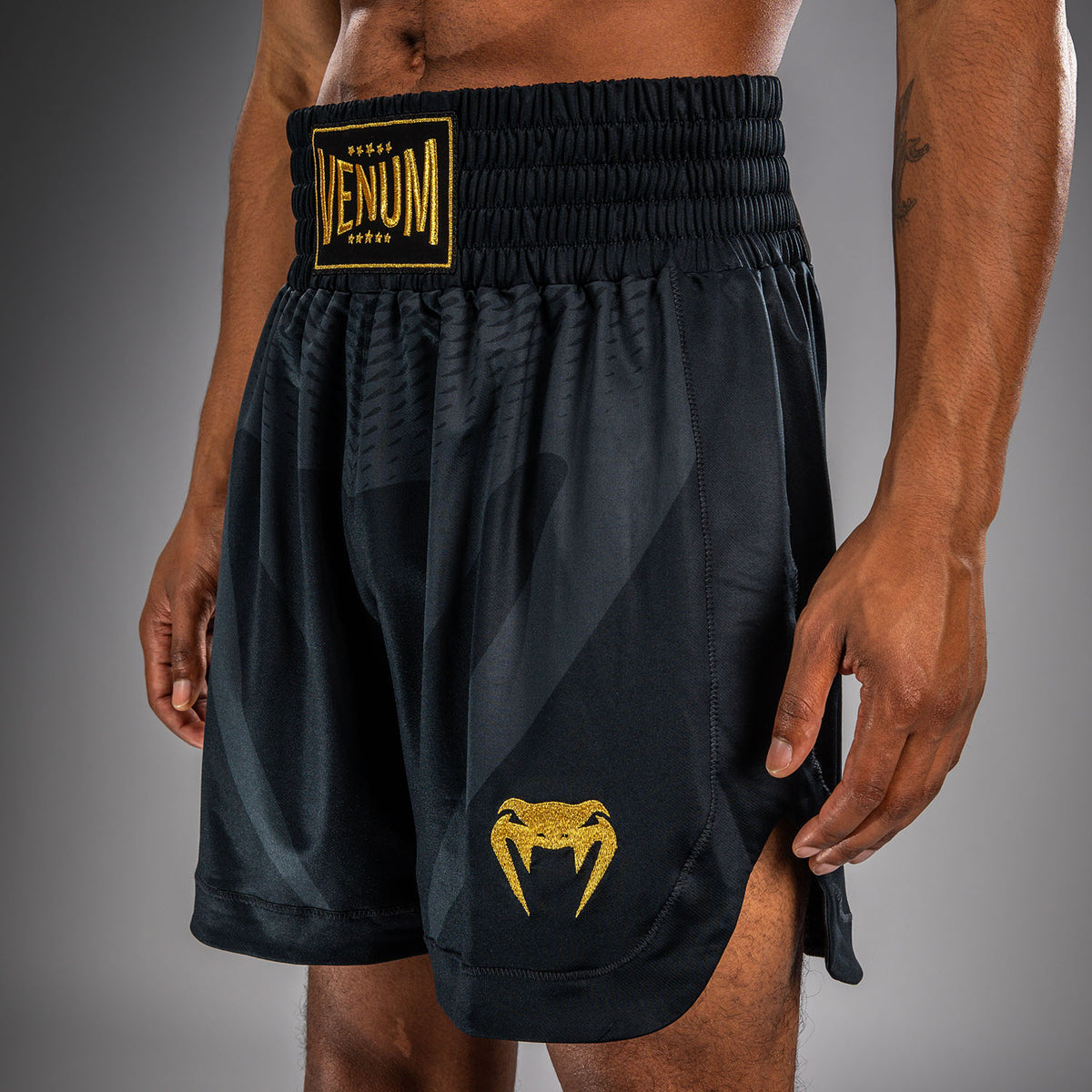 Short de boxe Venum Attack - Noir/Or - product-type_Shorts de boxe