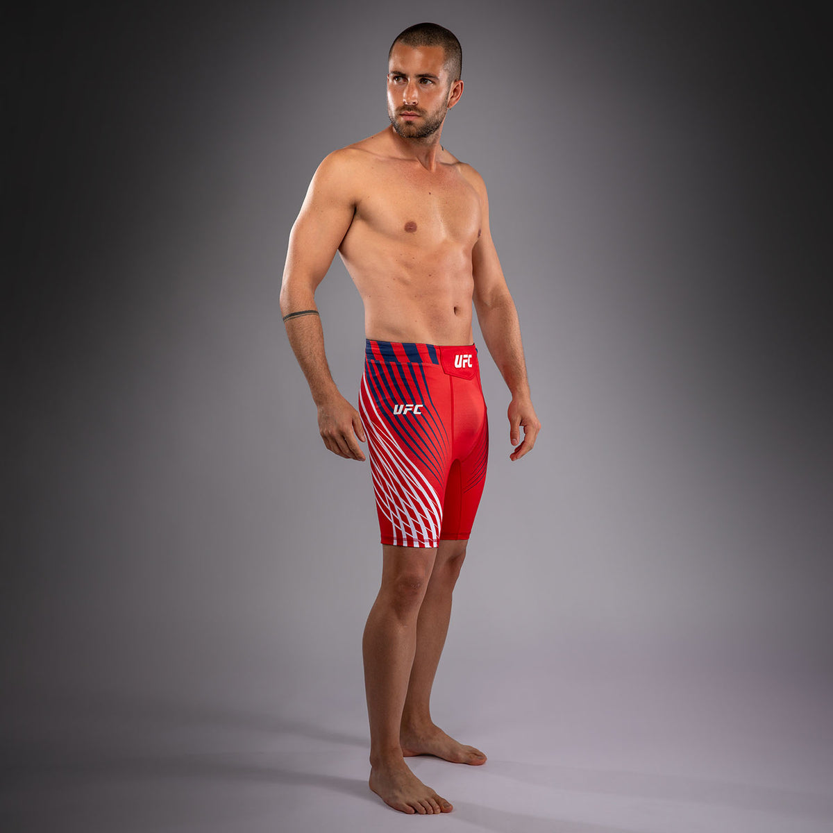 Official UFC Freedom 250 by Venum Authentic Fight Night Short Vale Tudo pour homme - Rouge - product-type_Shorts de compression